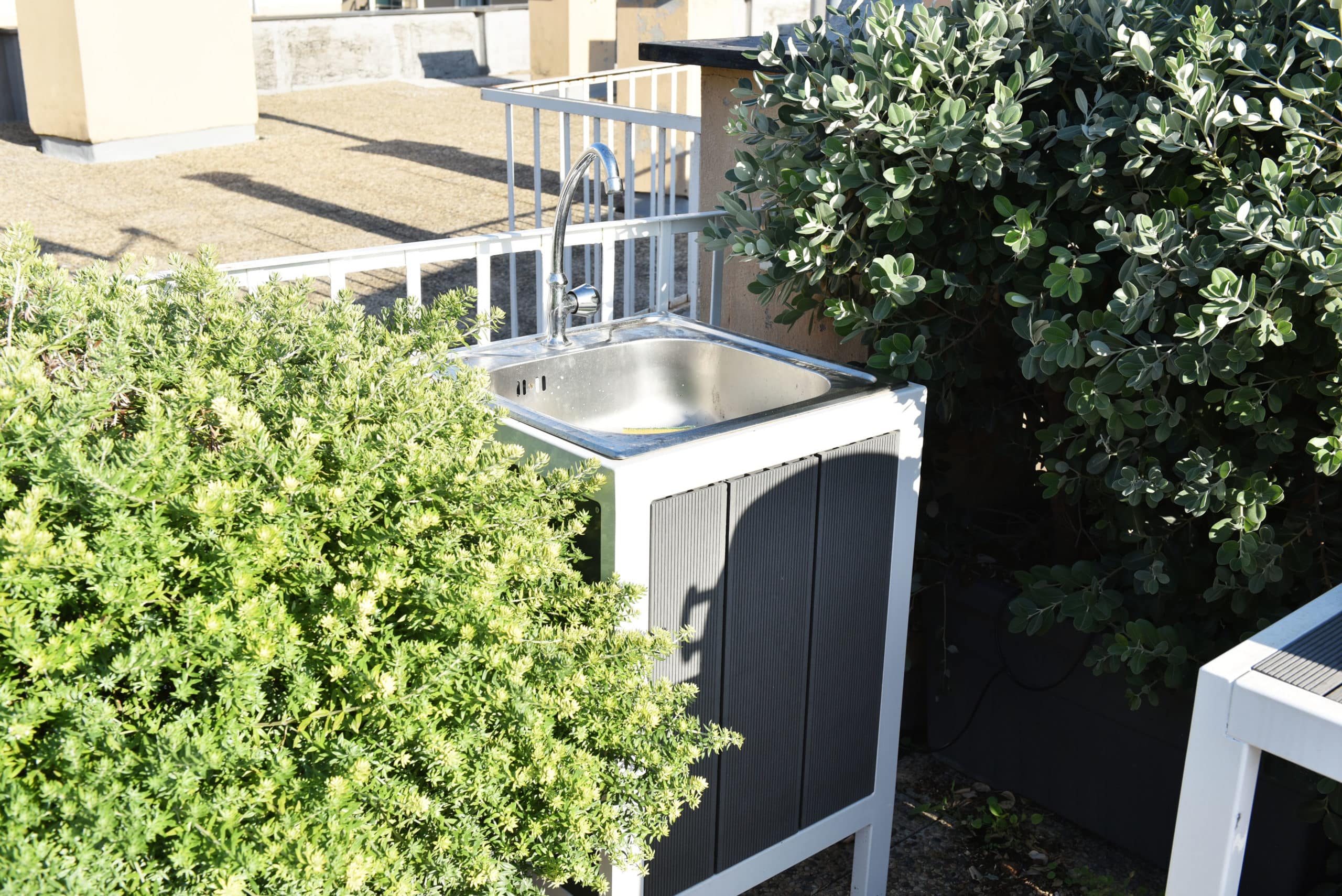terrazzo con gazebo